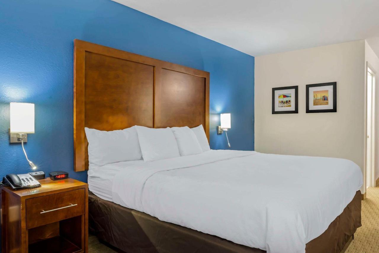 Comfort Inn Garner Clayton I-40 מראה חיצוני תמונה