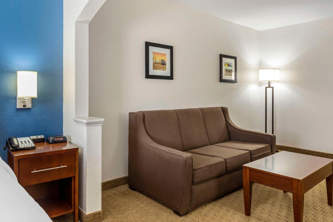 Comfort Inn Garner Clayton I-40 מראה חיצוני תמונה